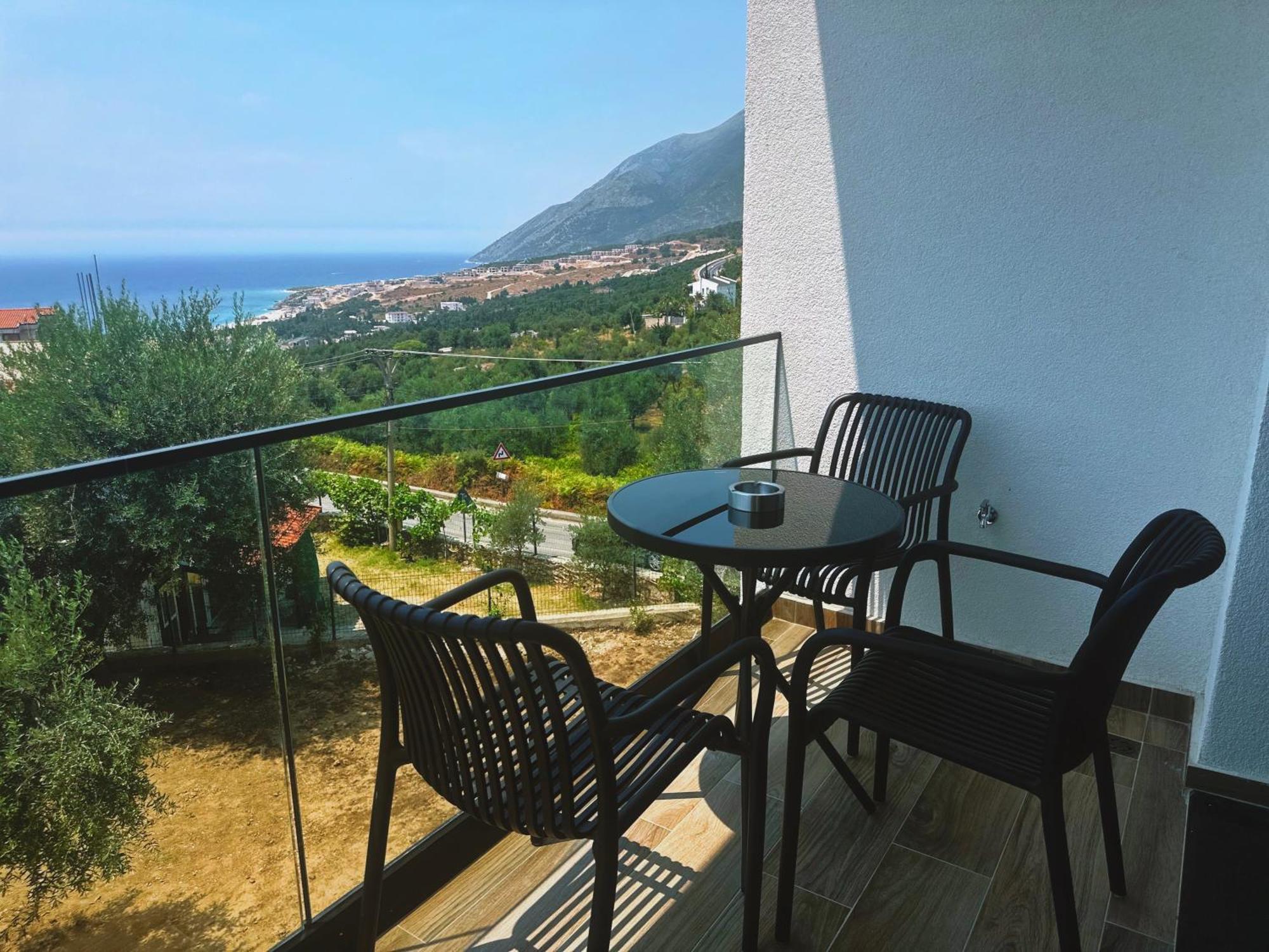 Hotel Vila 19 Dhërmi Dış mekan fotoğraf
