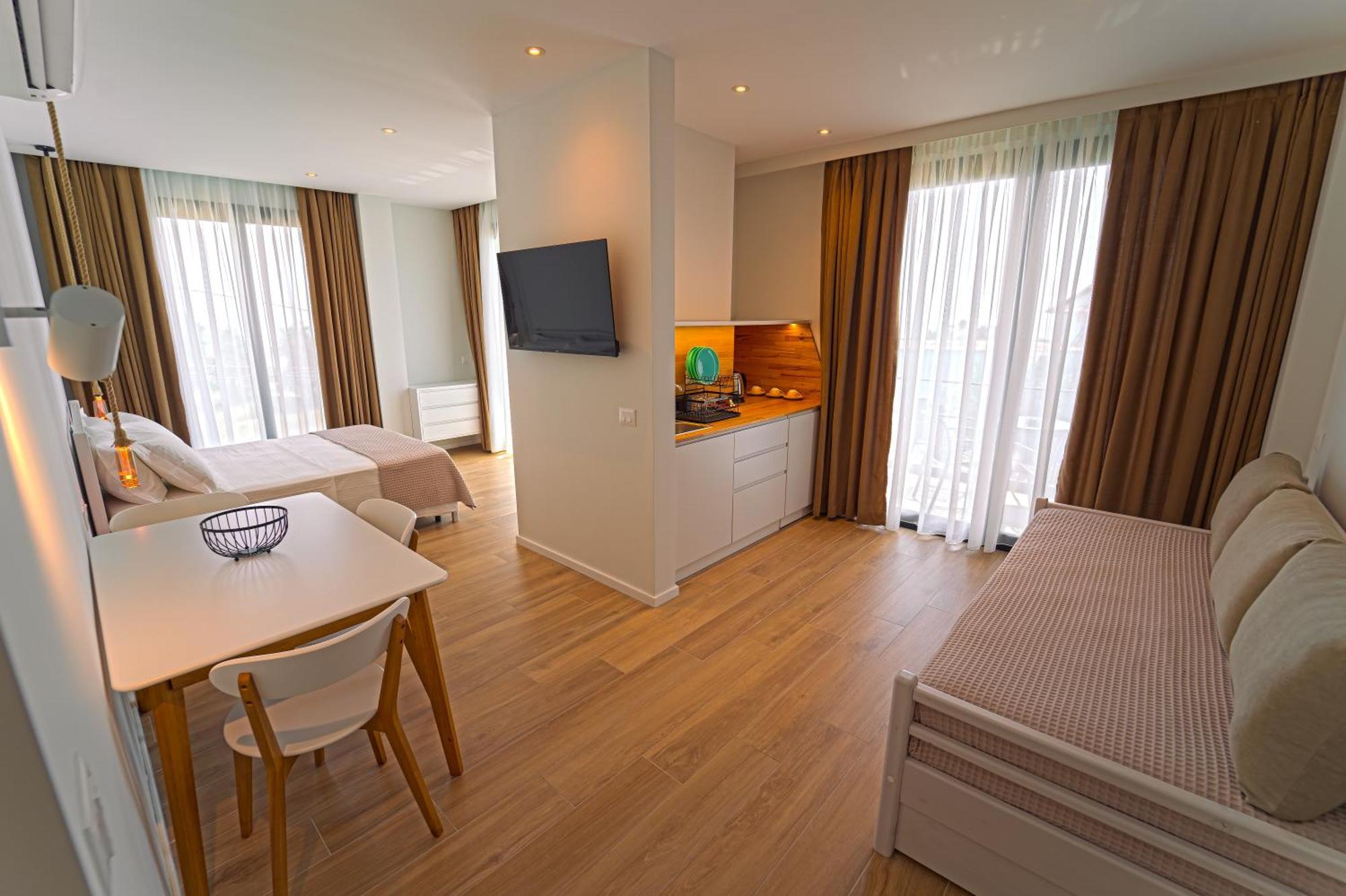 Hotel Vila 19 Dhërmi Dış mekan fotoğraf
